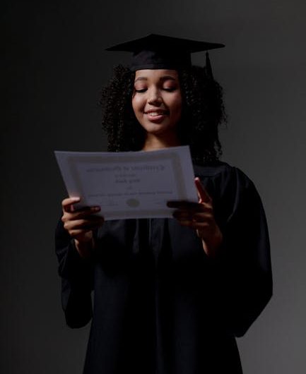 Купить диплом вуза в Москве быстро и безопасно